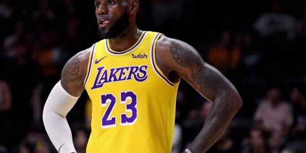 杨毅：詹姆斯反对者的最大狂欢 是2011年三巨头热火输给小牛