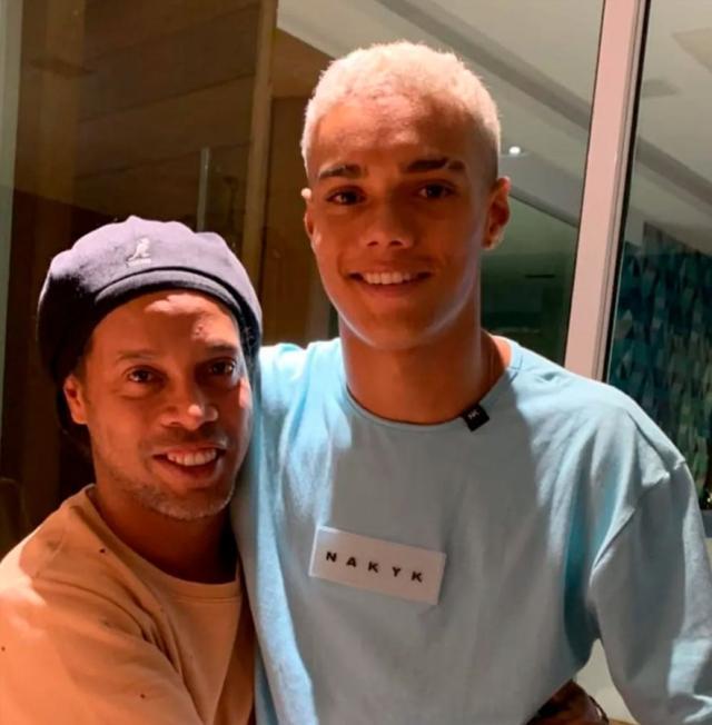 38ae15a5e4436b0692b3-ronaldinhofilho-joão-mendes-reprodução.jpg